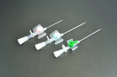 I. V. Cannula with Injection Port (CMIV-03)